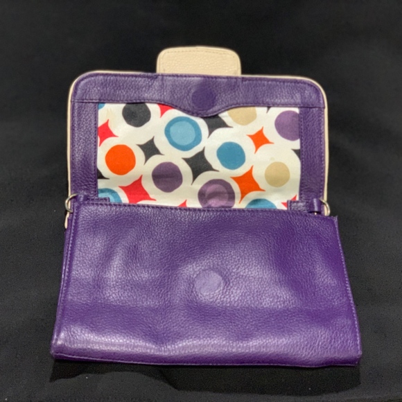 Grace Adele Clutch - Picture 2 of 3